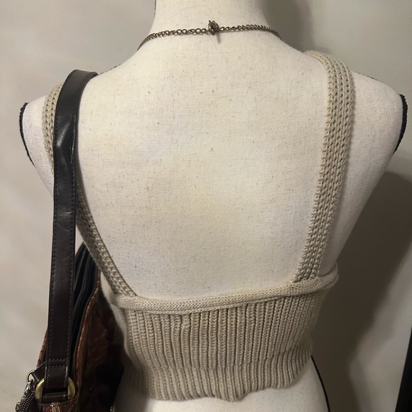 En Saison Neutral Knit Cropped Tank - Picture 3 of 4